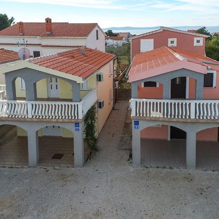 Pahert Beach Apartment Vir Buitenkant foto
