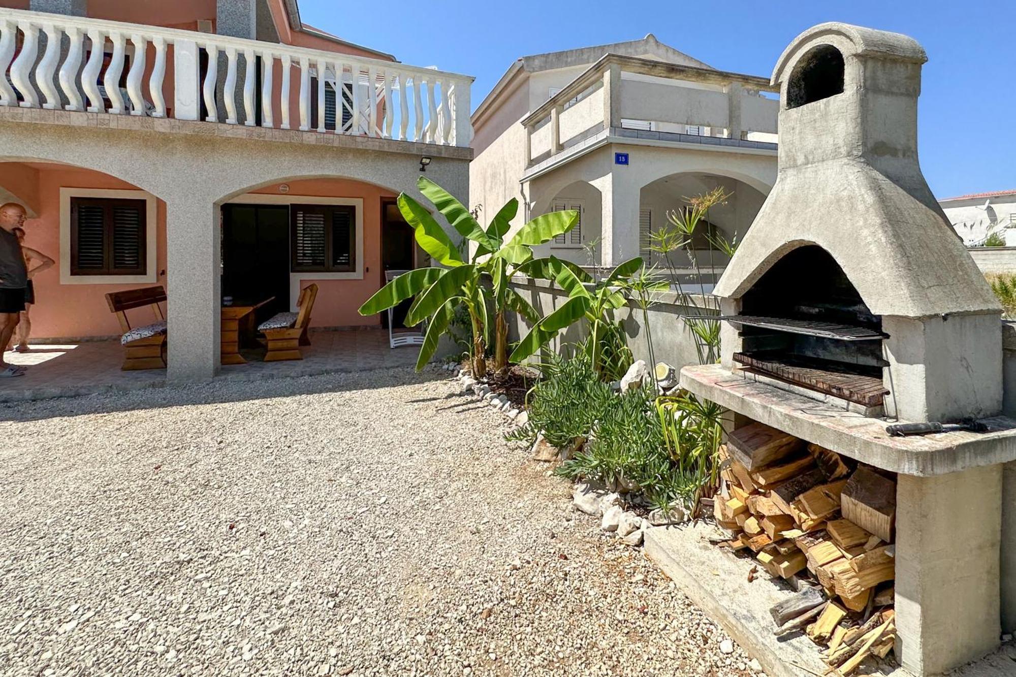 Pahert Beach Apartment Vir Buitenkant foto